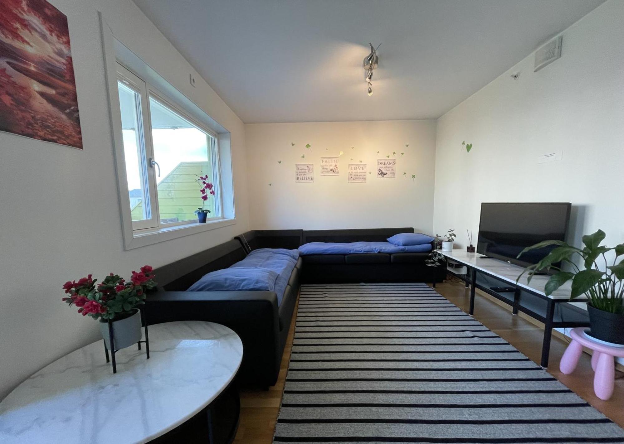 3 Sleeping Rooms For 82M2 Which Direct Traffic To Airport And City Center Bergen Esterno foto