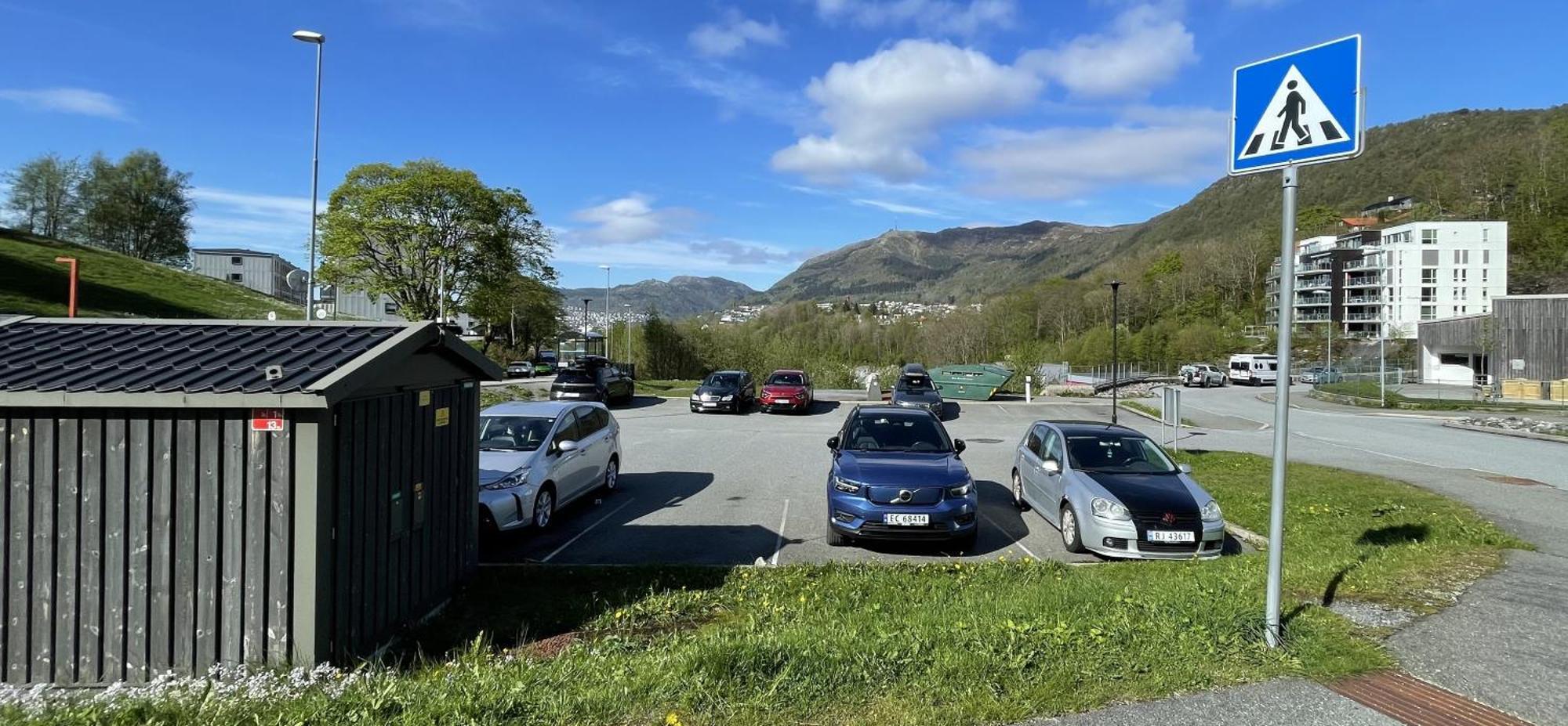 3 Sleeping Rooms For 82M2 Which Direct Traffic To Airport And City Center Bergen Esterno foto