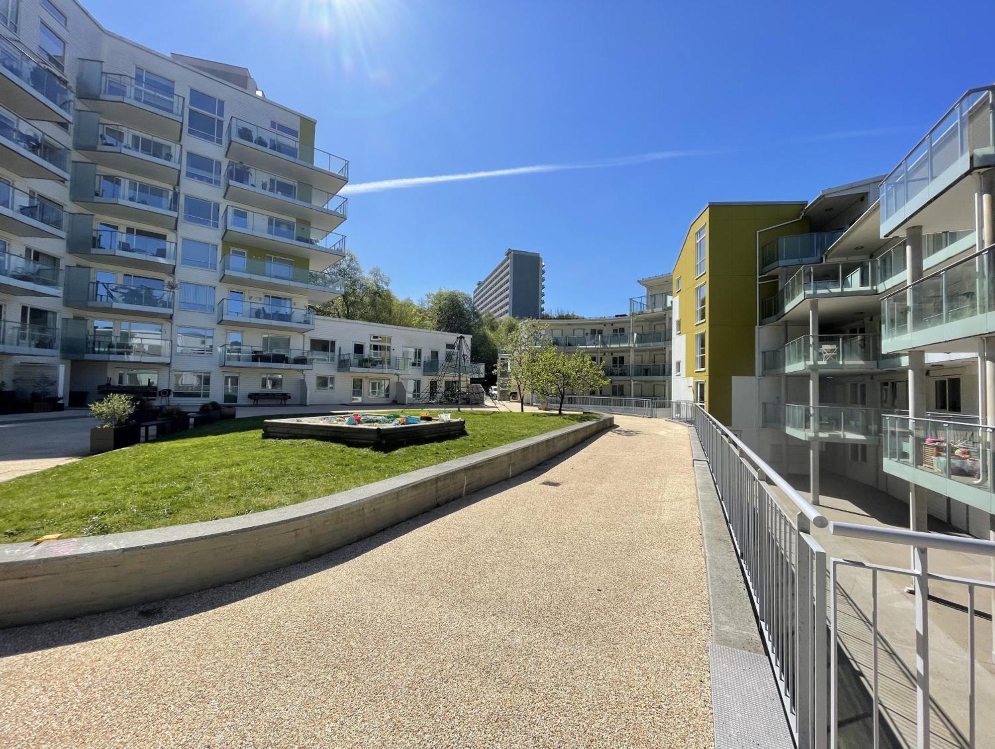 3 Sleeping Rooms For 82M2 Which Direct Traffic To Airport And City Center Bergen Esterno foto